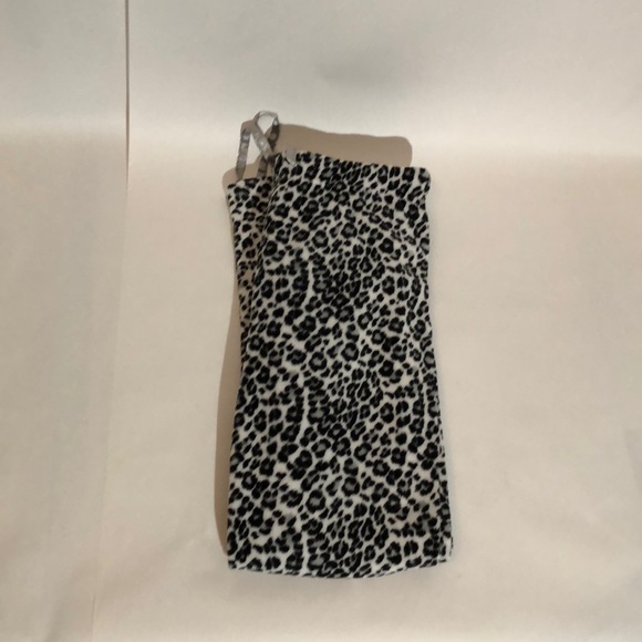 Artic Trail Leopard Pajama Pants Large - Picture 3 of 3